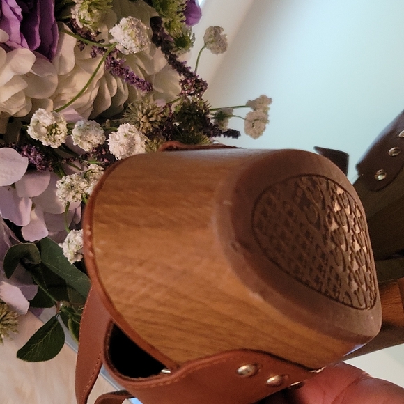 Sandals - Picture 3 of 6